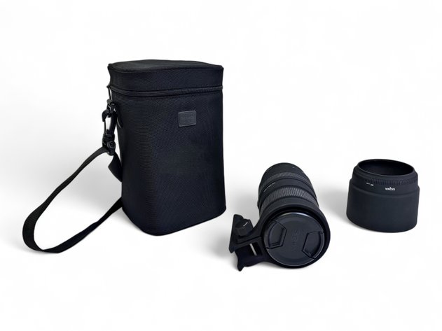 Sigma 120-400mm Telephoto Lens w/ Case