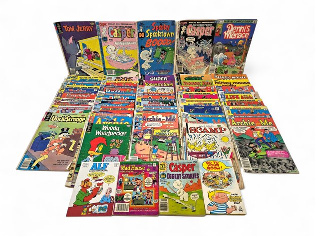 40x Dennis the Menace, Woody Woodpecker, Disney, Alf & More Comic Books