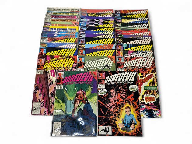 38x Marvel Daredevil & Daredevil: The Man Without Fear Comic Books