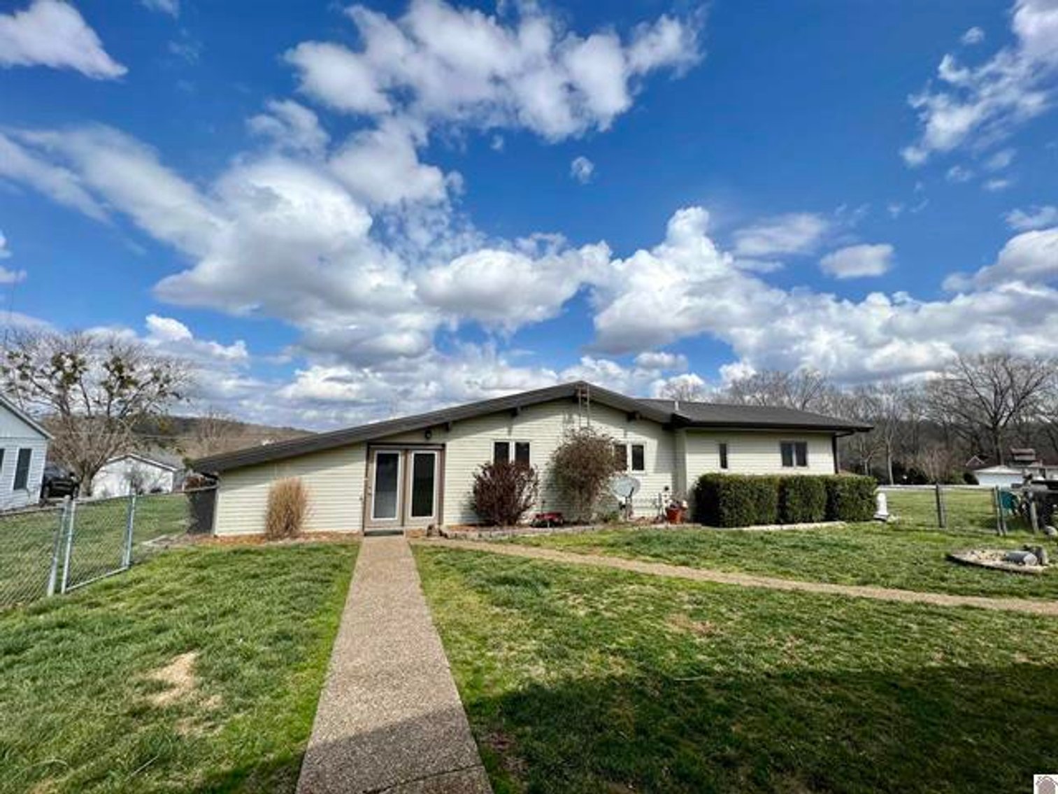 Image for 561 Carriage Cove Rd. Cadiz, KY 42211