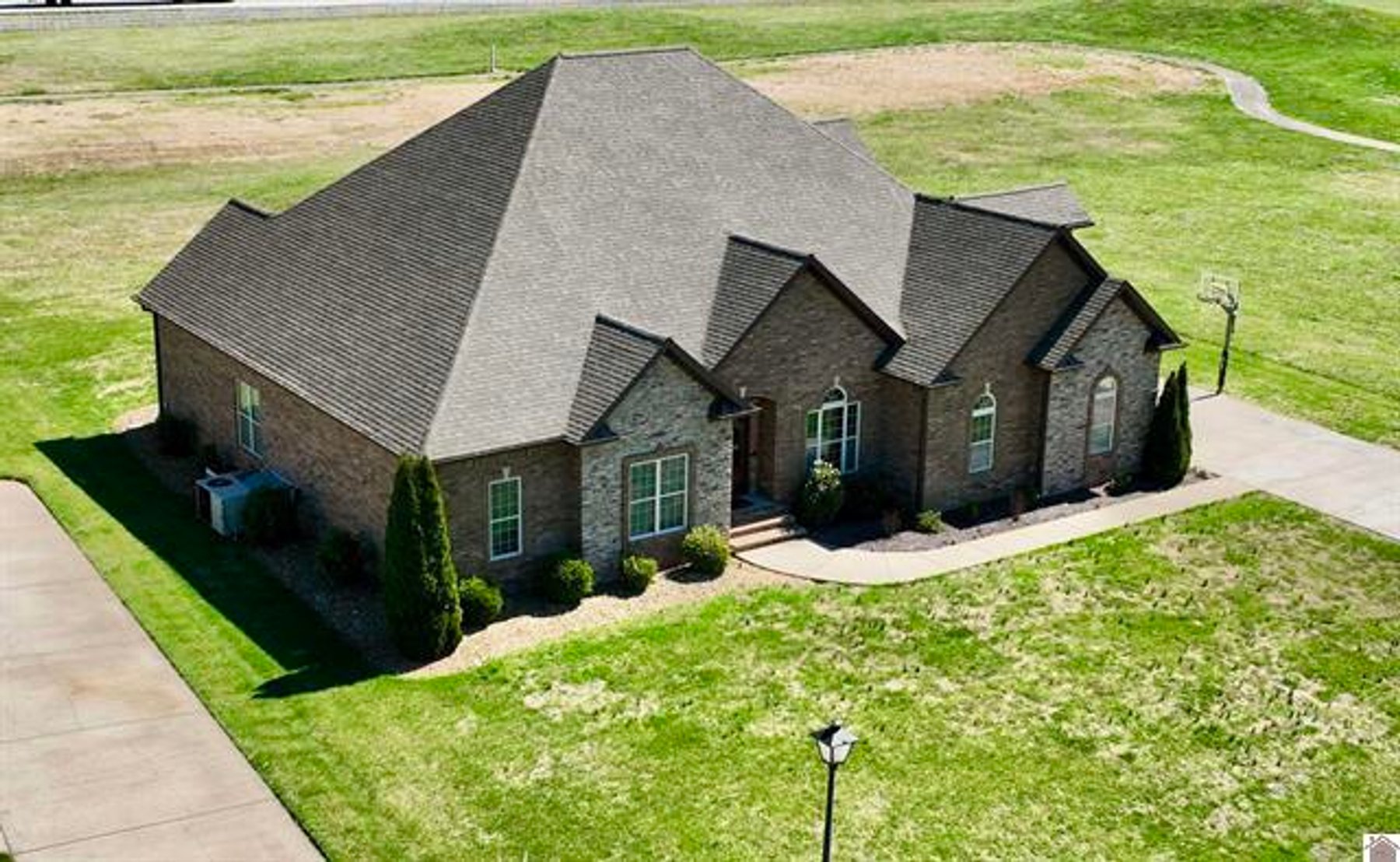 Image for 430 Mcallister Cir., Hopkinsville, KY 42211