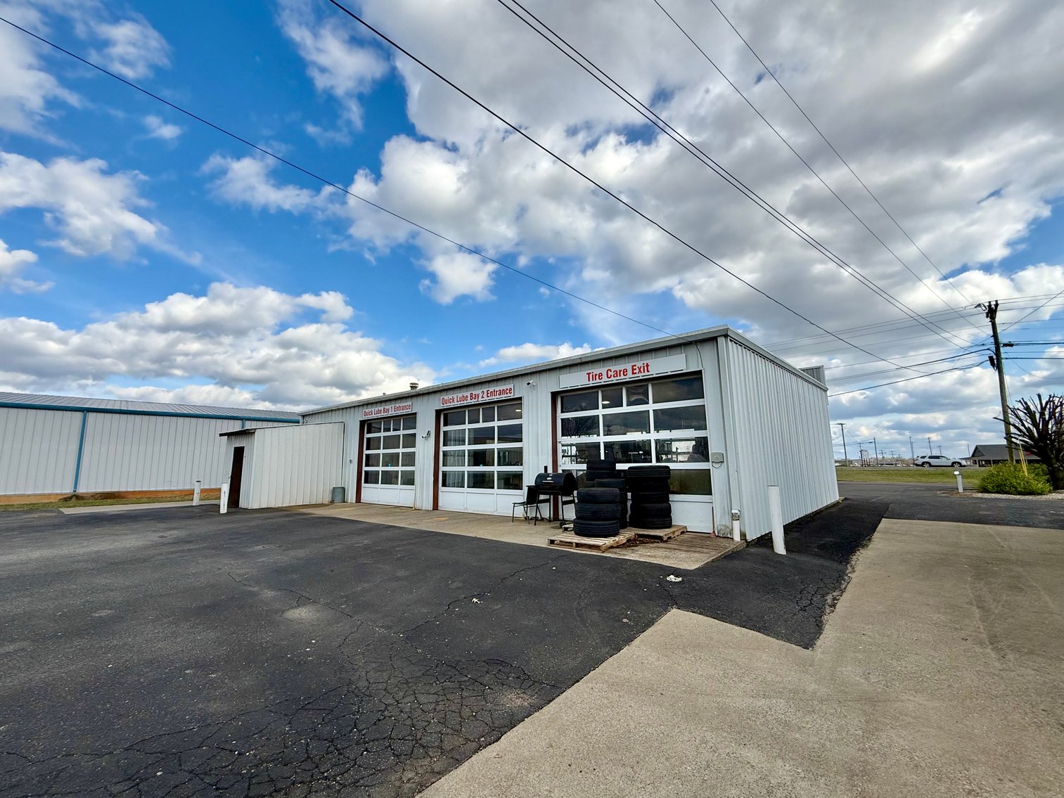 Image for High Volume Quick-Change & Tire Shop