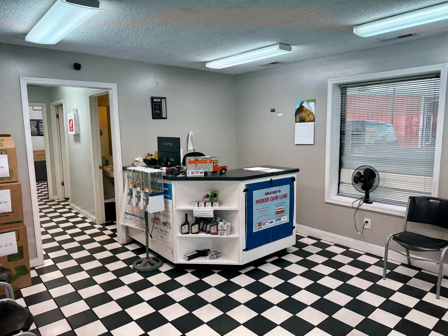 Image for Parker Quik Lube – 38 Main St., Benton, KY 42025