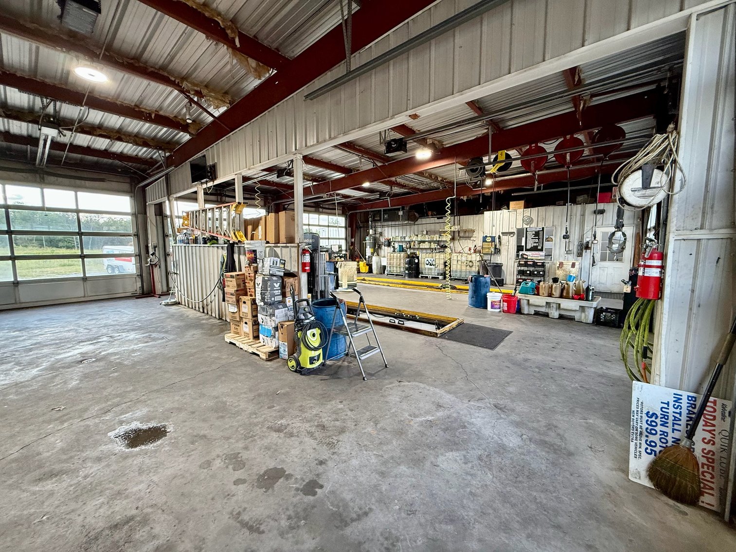 Image for Parker Quik Lube – 38 Main St., Benton, KY 42025