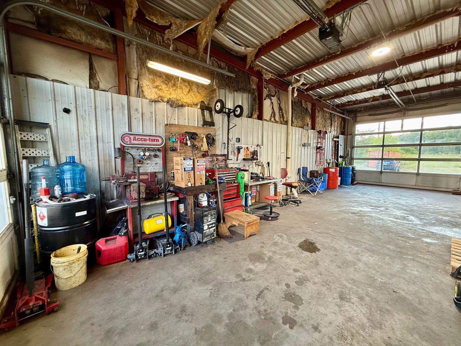 Image for Parker Quik Lube – 38 Main St., Benton, KY 42025