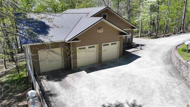 Image for 112 Lakeview Terrace Cadiz, KY 42211