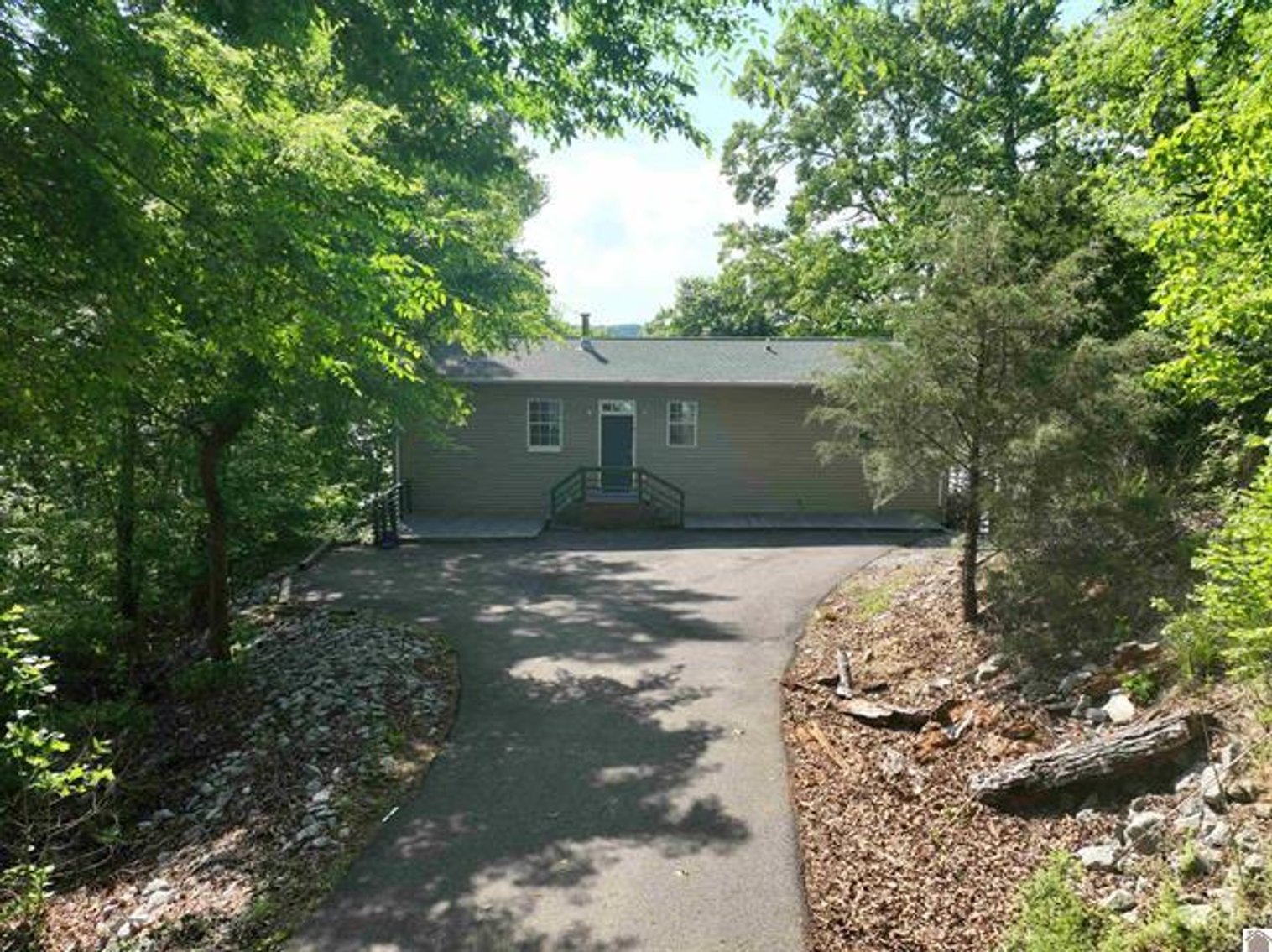 Image for 39 Whispering Winds Road Cadiz, KY 42211