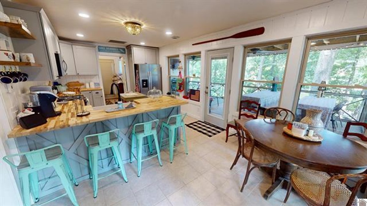 Image for 318 Horseshoe Dr. Cadiz, KY 42211