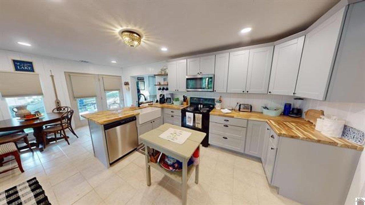 Image for 318 Horseshoe Dr. Cadiz, KY 42211