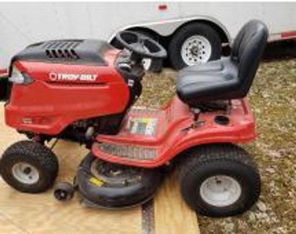 Image for Absolute Tuesday Featuring Dennis Harris Estate & Others -April 23rd