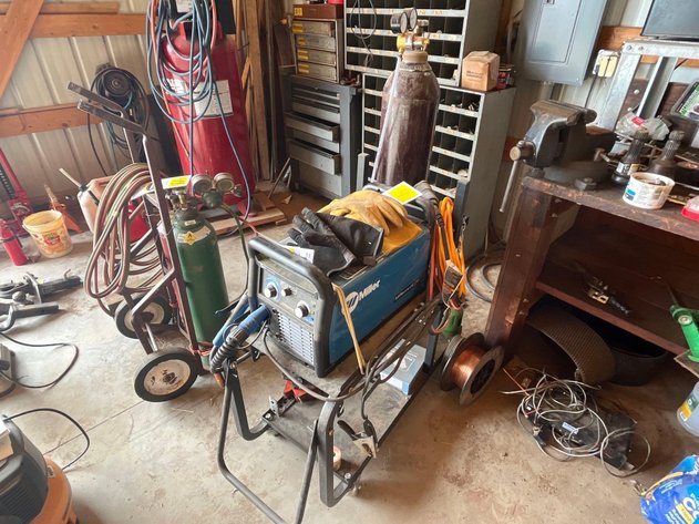 Image for Art Heitz Estate and Guest Consignors- Dec. 12th Ring 2 ONLINE ONLY