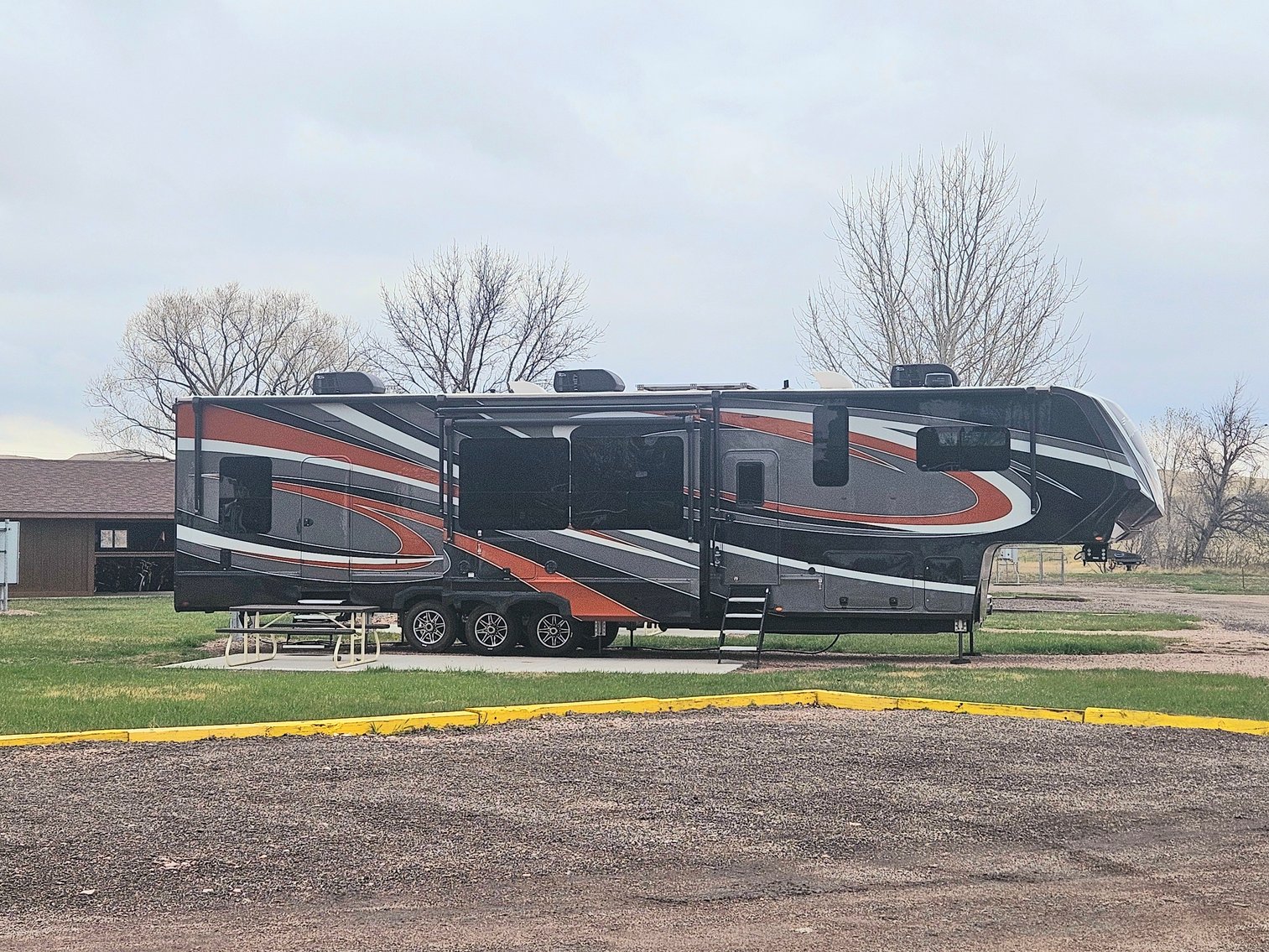 Image for Annual Hart Ranch RV Auction -May 10th