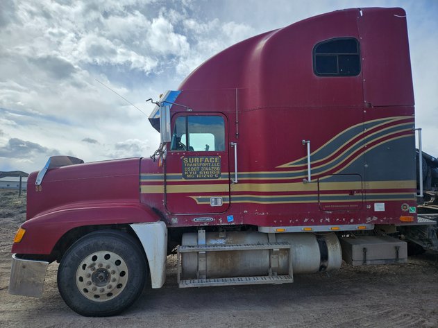 Image for '96 Freightliner FLD120 Truck