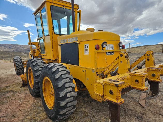 Image for John Deere 570A Grader/Blade