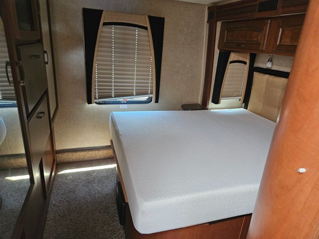 Image for '14 Jayco Melbourne Ford E-450 Super Duty - Class C