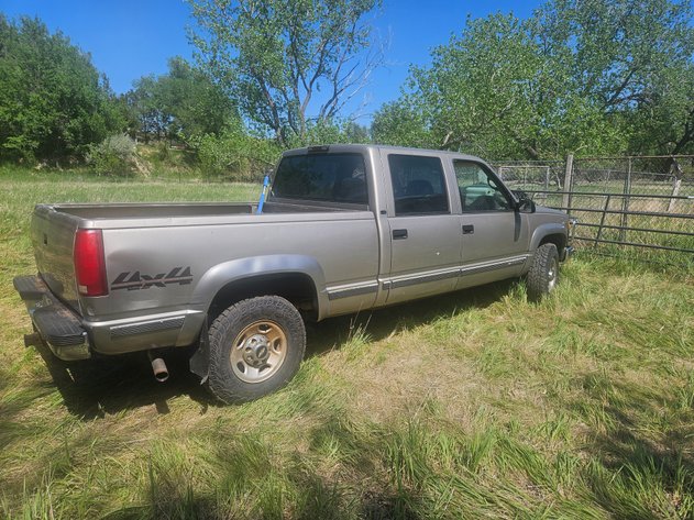 Image for '00 Chevrolet K2500 Pickup Truck