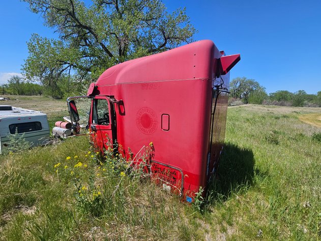 Image for Semi Sleeper Cab
