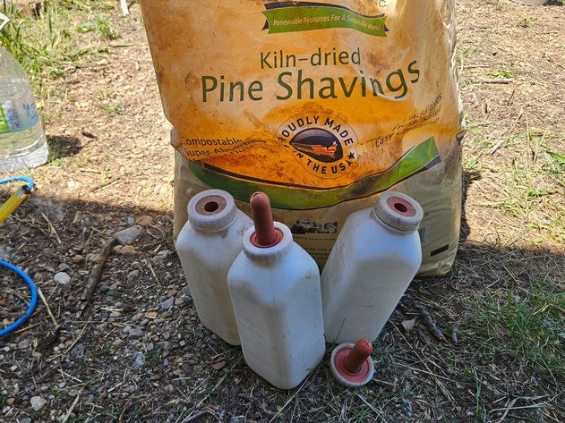 Image for Feeder Bottles, Pine Bedding