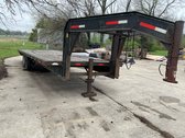 1999 Star 25â Gooseneck Flatbed Trailer