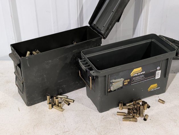 Image for Ammo Cans With Mixed Brass