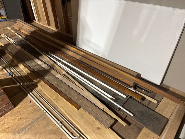 Image for Mixed Lumber Lot 2
