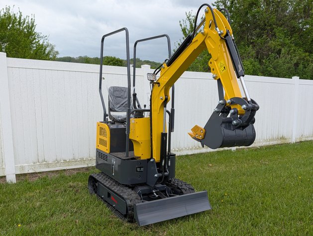 Image for 2026 LandHonor Mini Excavator