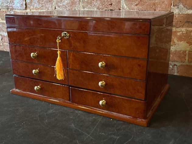 Image for Quality Importers Trading Co. Humidor