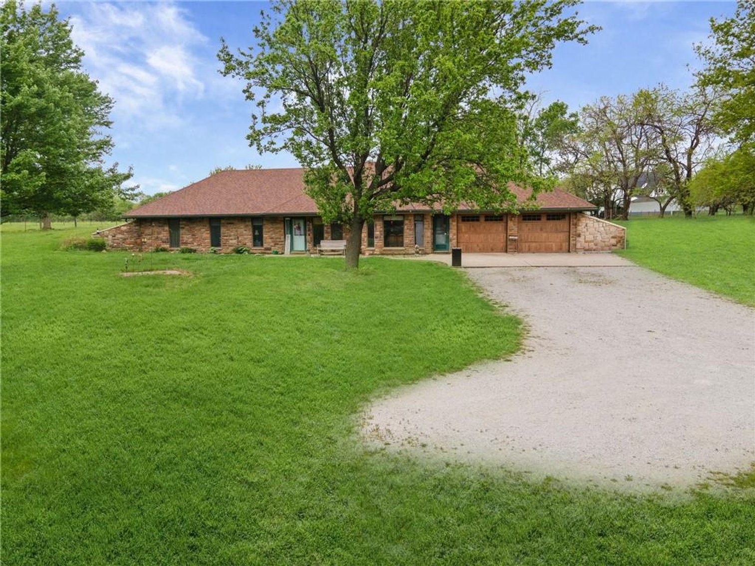 Image for 4021 Country Squire Rd - Oak Grove, MO