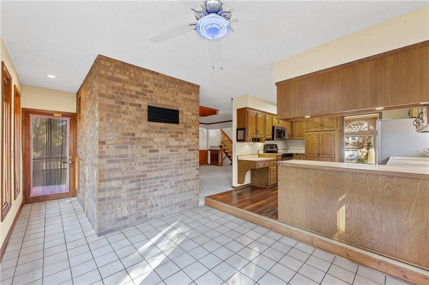Image for 1201 SE 7th St - Lee's Summit, MO
