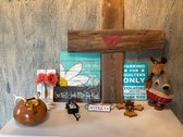 Mixed Farmhouse Decor And Collectibles