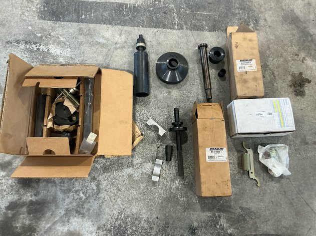 Image for Marine And Auto Specialty Tool Lot