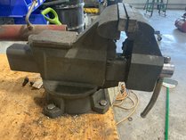 Craftsman Swivel Base Bench Vise