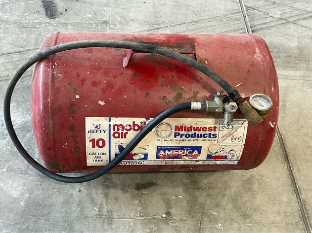 Image for Midwest Products 10 Gallon Air Tank
