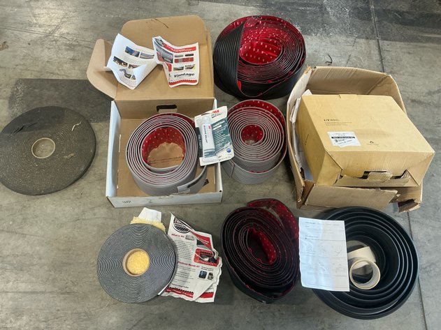 Image for Vantage Pontoon Guard And UT Wire