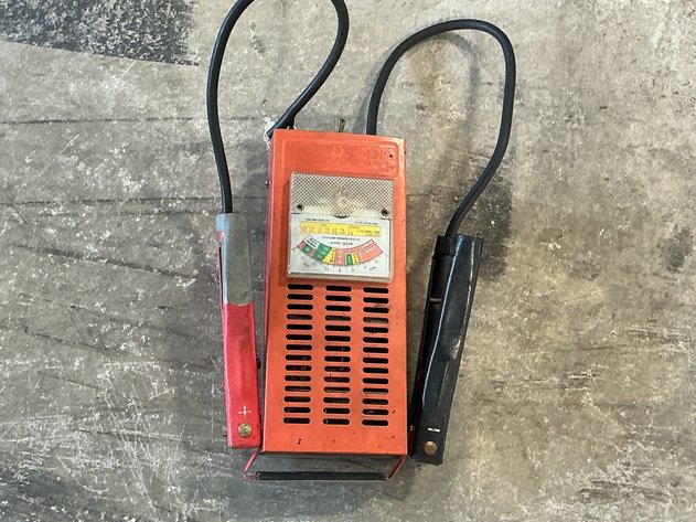 Image for Analog 6V And 12V Battery Load Tester