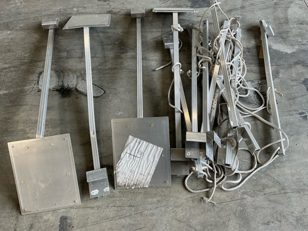 Image for Aluminum Posts With Nylon Rope