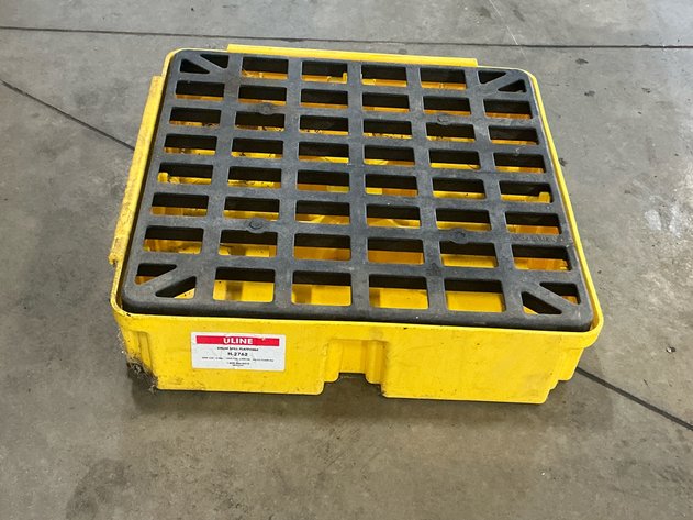 Image for Uline H-2762 Drum Spill Platform