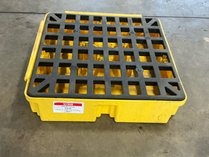Uline H-2762 Drum Spill Platform