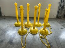 7 Plastic Safety Stanchions With Chain