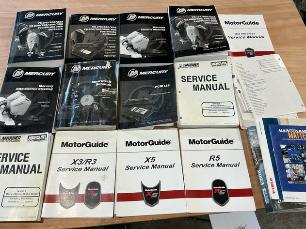 Image for Lot Of Marine Service And Diagnostic Manuals