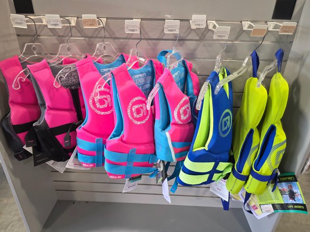 Image for 8 O'Brien Watersports Life Jackets