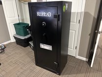 Redhead 24-Gun Capacity Safe