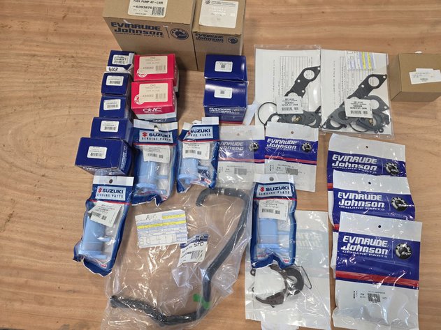 Image for 25 Assorted Marine Engine Parts