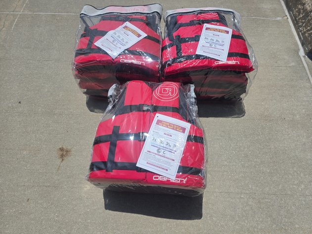 Image for 3 O'Brien 4-Pack Adult Life Jackets