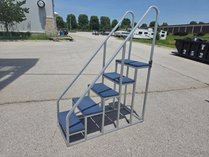 5âStep Aluminum Boarding Stairs