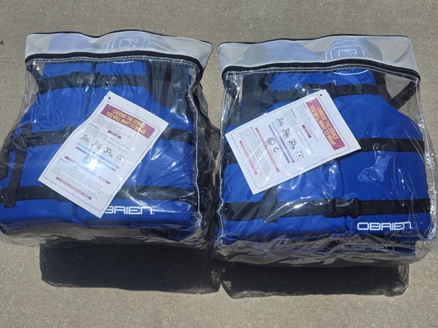 Image for O'Brien 4 Pack Adult Life Vests