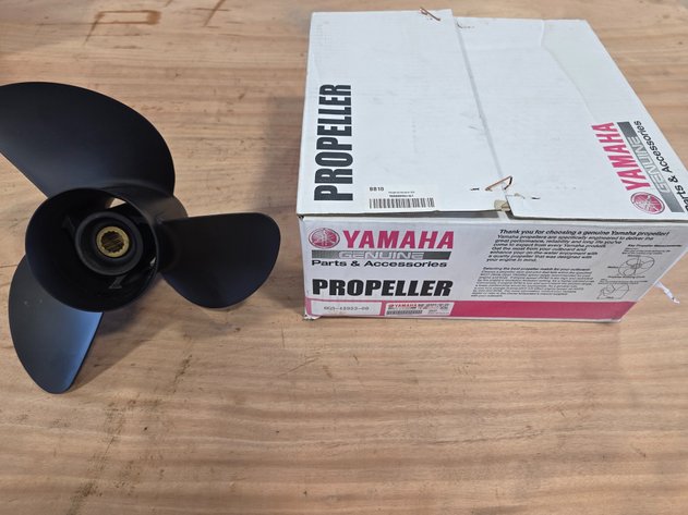 Image for Yamaha Marine Propeller 6G5-45952-00-00