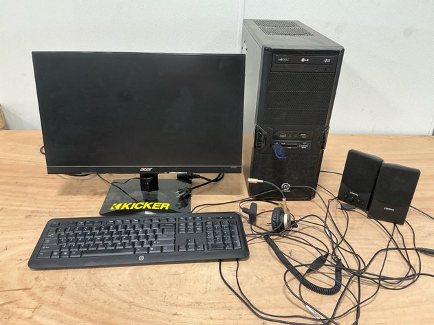 Image for Thermaltake PC With Acer Monitor