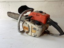 STIHL 041 FarmBoss Chainsaw