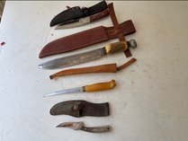 Assorted Fixed Blade Knives With Sheaths